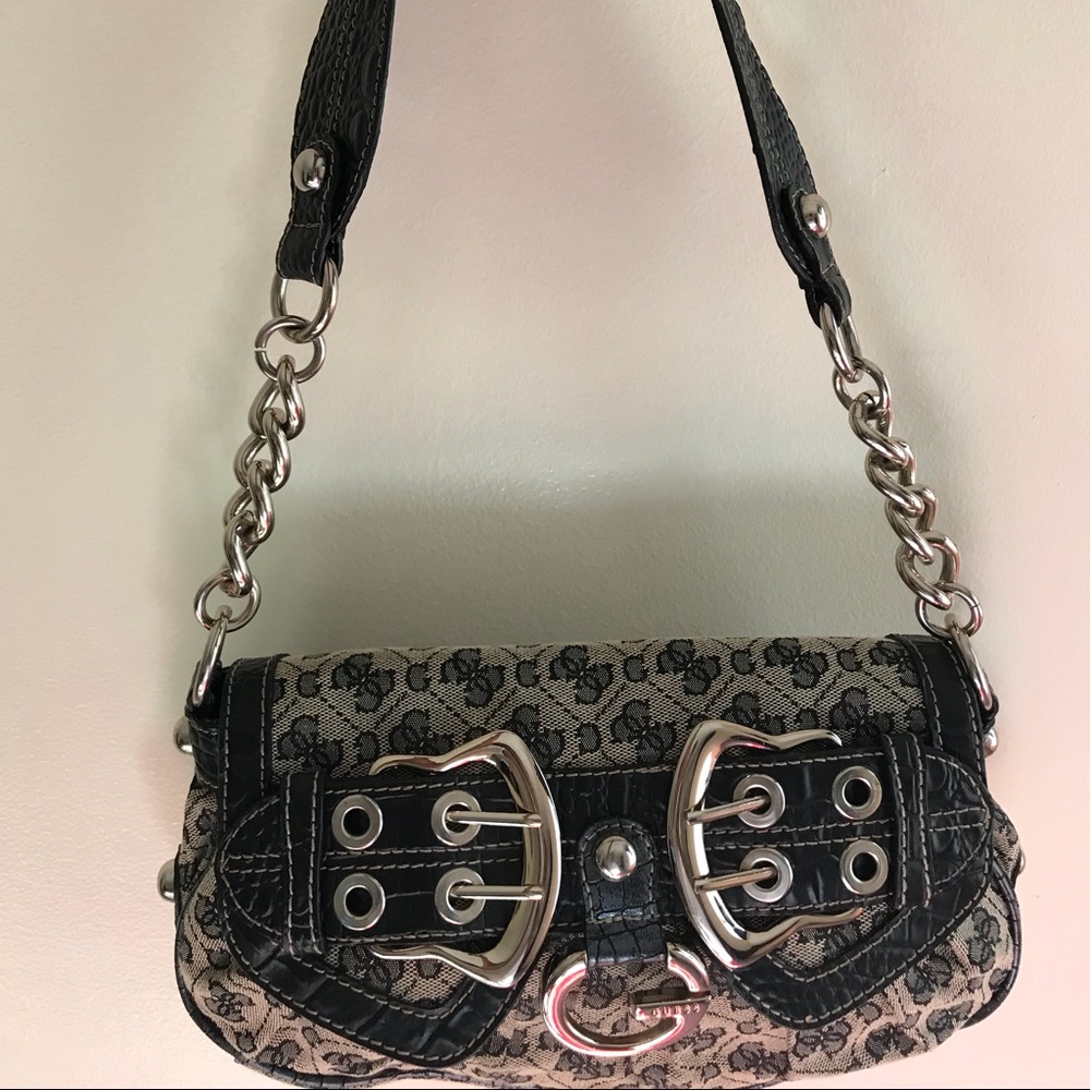 Authentic Guess shoulder bag - Picture 1 of 8